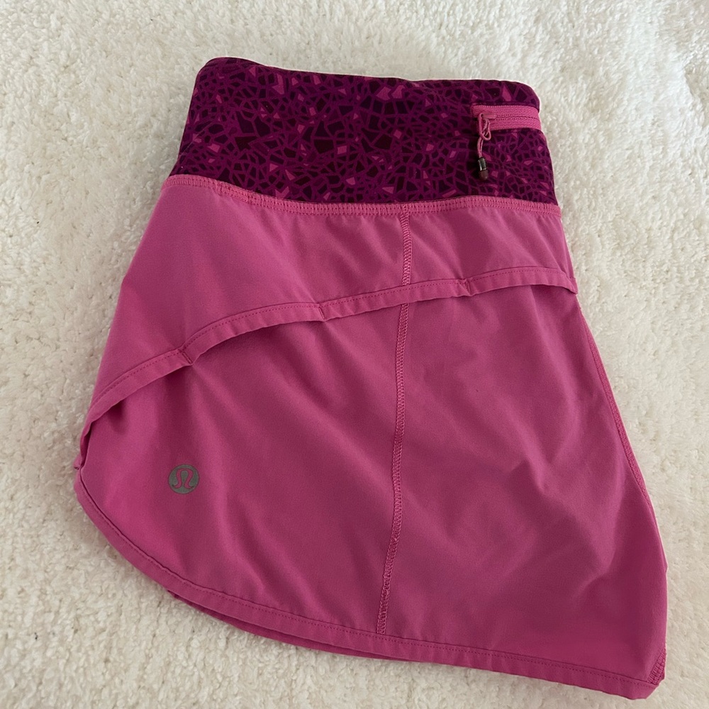 lululemon pink speed up 2.5” shorts